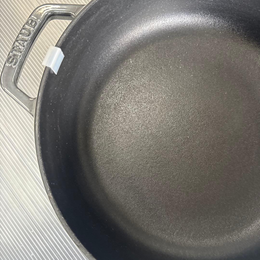 ストウブ 　鍋 24cm　現状品