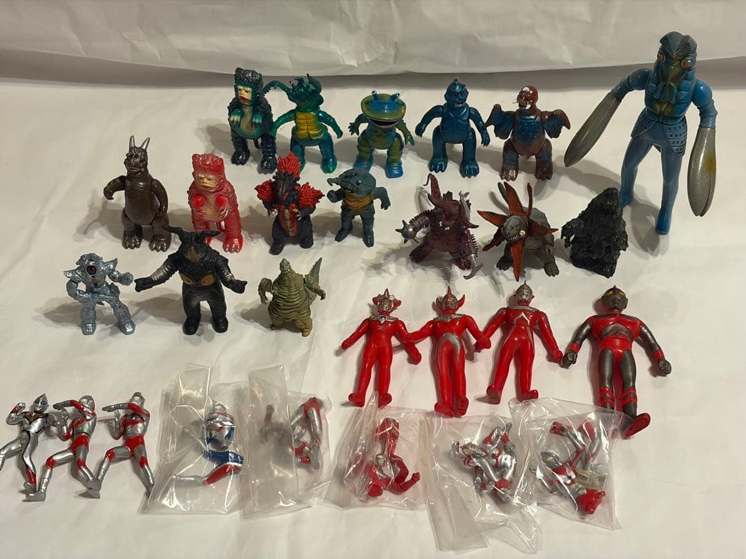 ウルトラマン HGブルマック魂 初代ソフビ セット