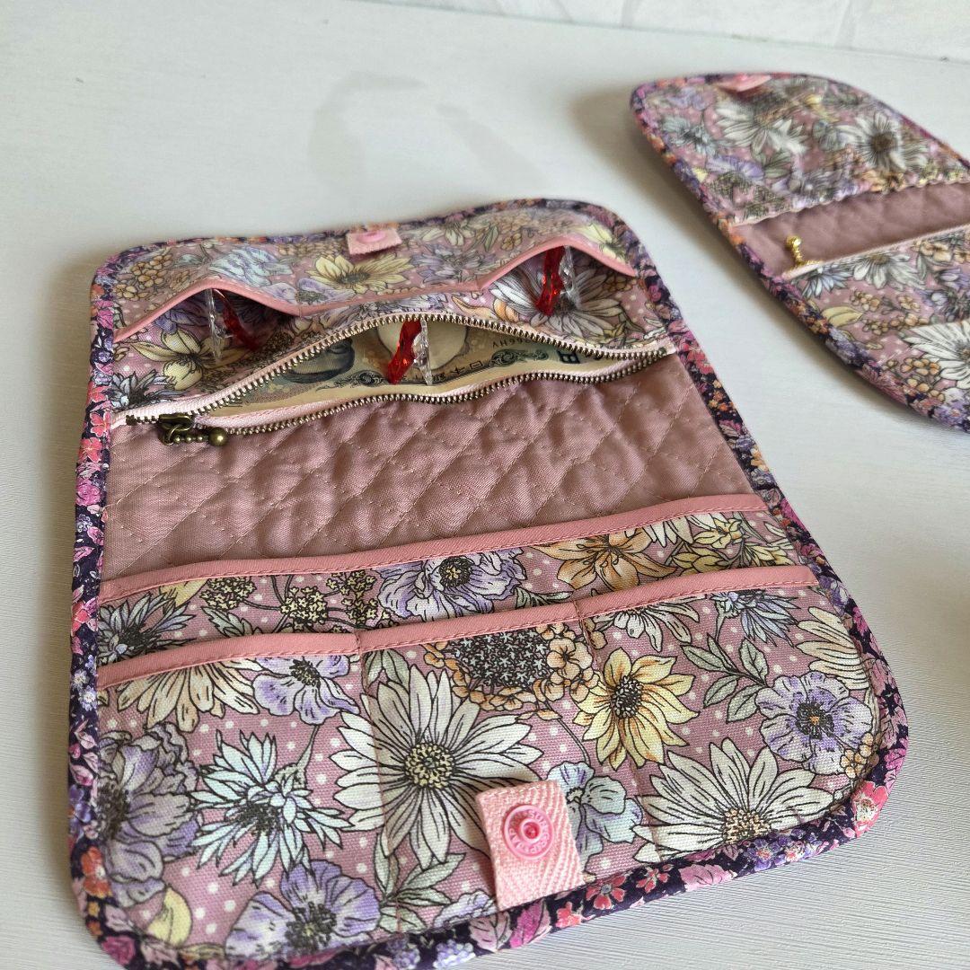 ミーコ&ターボ様　蓋付きショルダーバッグ　コーディロイ×リバティ　ハンドメイド