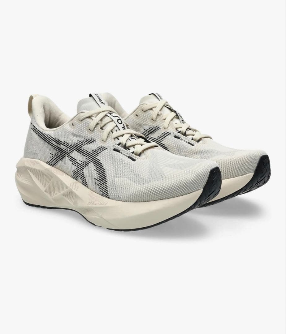 mogu 希少ASICS ノヴァブラスト5