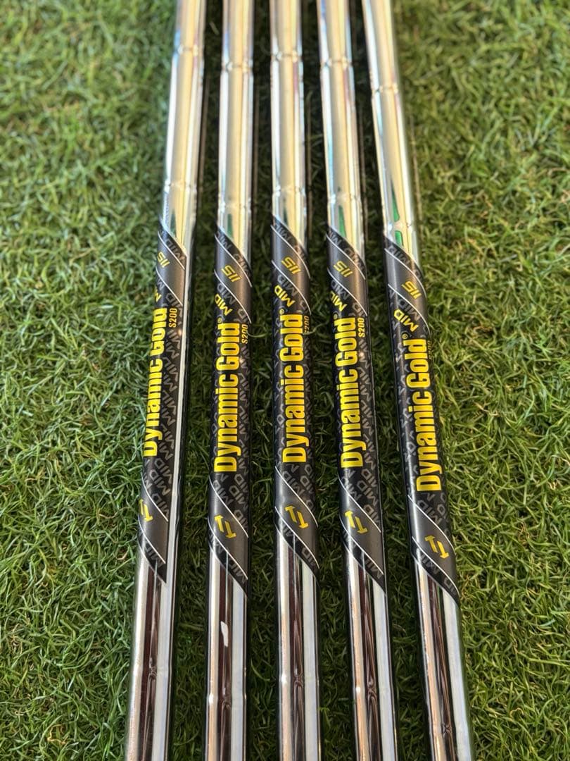 Dynamic Gold MID 115 S200 シャフト5本セット