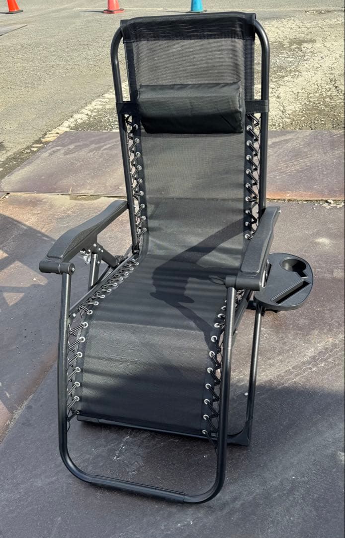折りたたみ式アウトドアチェア 黒　アウトドア　キャンプ　BBQ 釣り