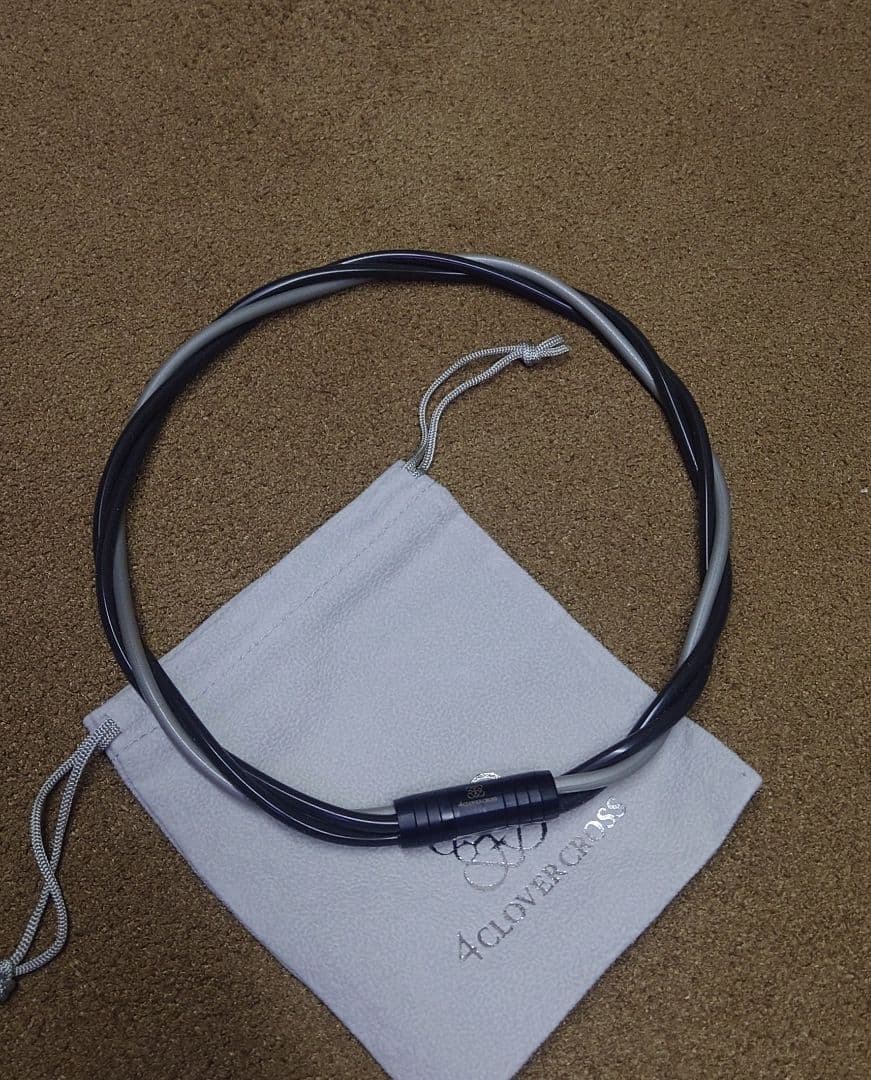 4CLOVERCROSS ネックレス ブラック/シルバー