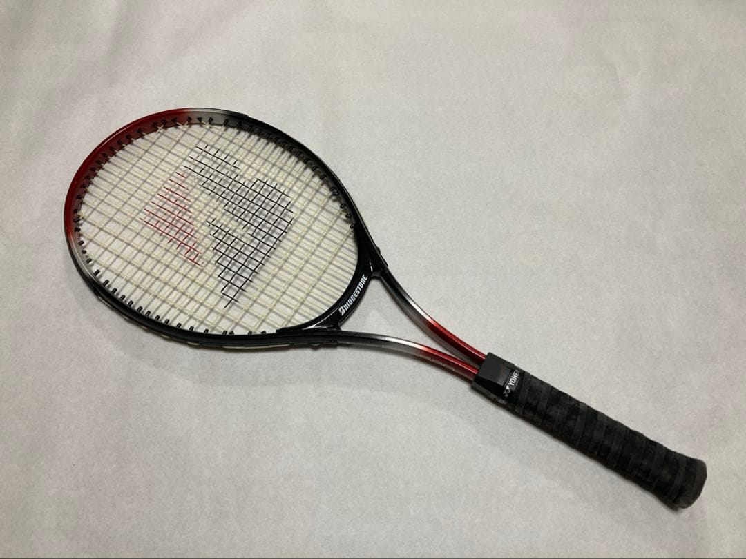 ブリヂストン　テニスラケット　BRA520
