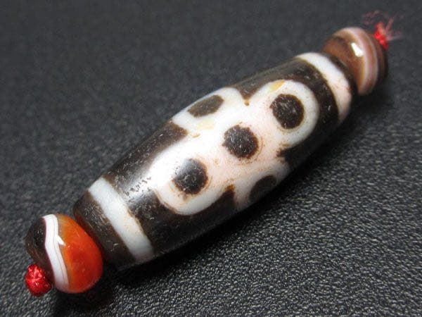 赤朱砂・閃電五眼天珠 31mm