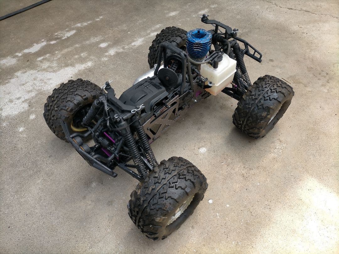 ★送料無料★HPIサベージ ジャンク オフロードラジコンカー エンジンラジコン