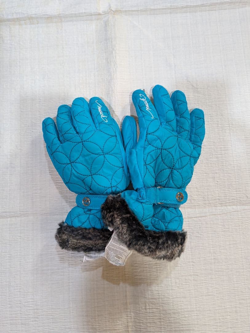 PHENIX　フェニックス　スキーウェア女の子用　150cm美品　グローブ付