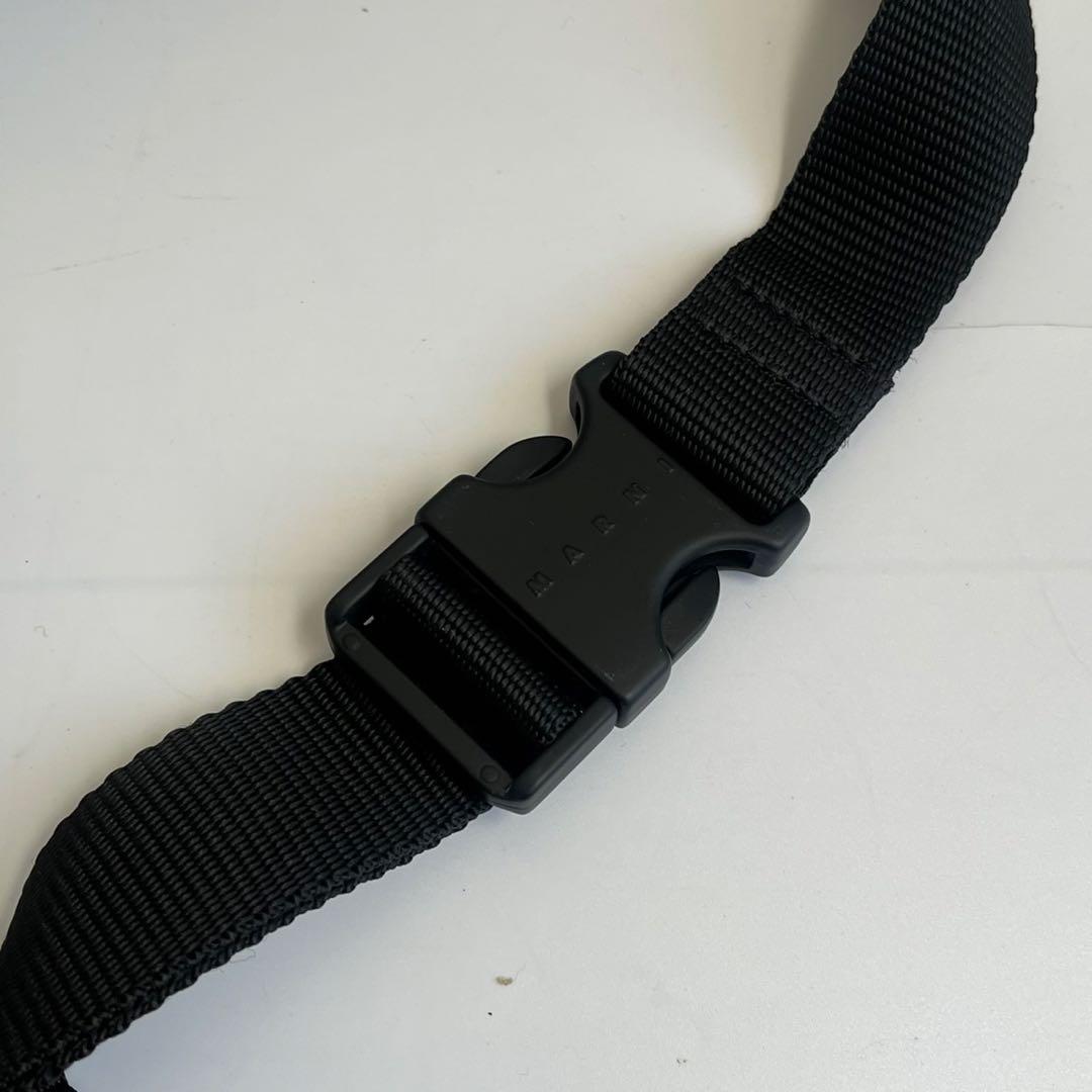 ✨未使用品✨　MARNI ウエストポーチ　パテント　エナメル　グレー　近年モデル