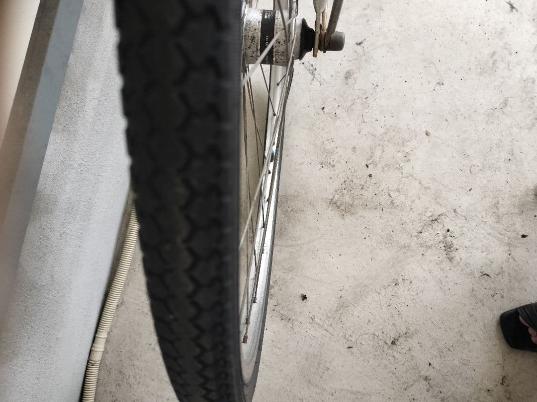 ブリジストンシルバー シティサイクル 前カゴ付き