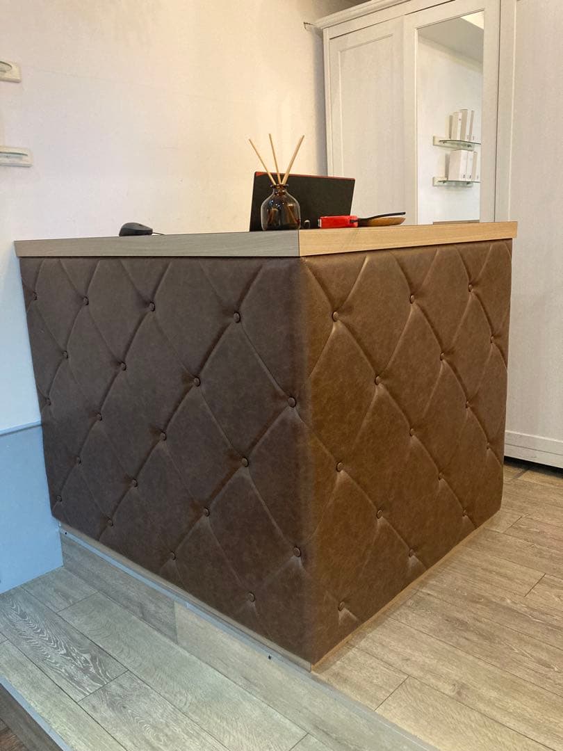 のぶぶ 福岡発★中古 美容室 受付レジカウンター台 非対称U字型カウンター