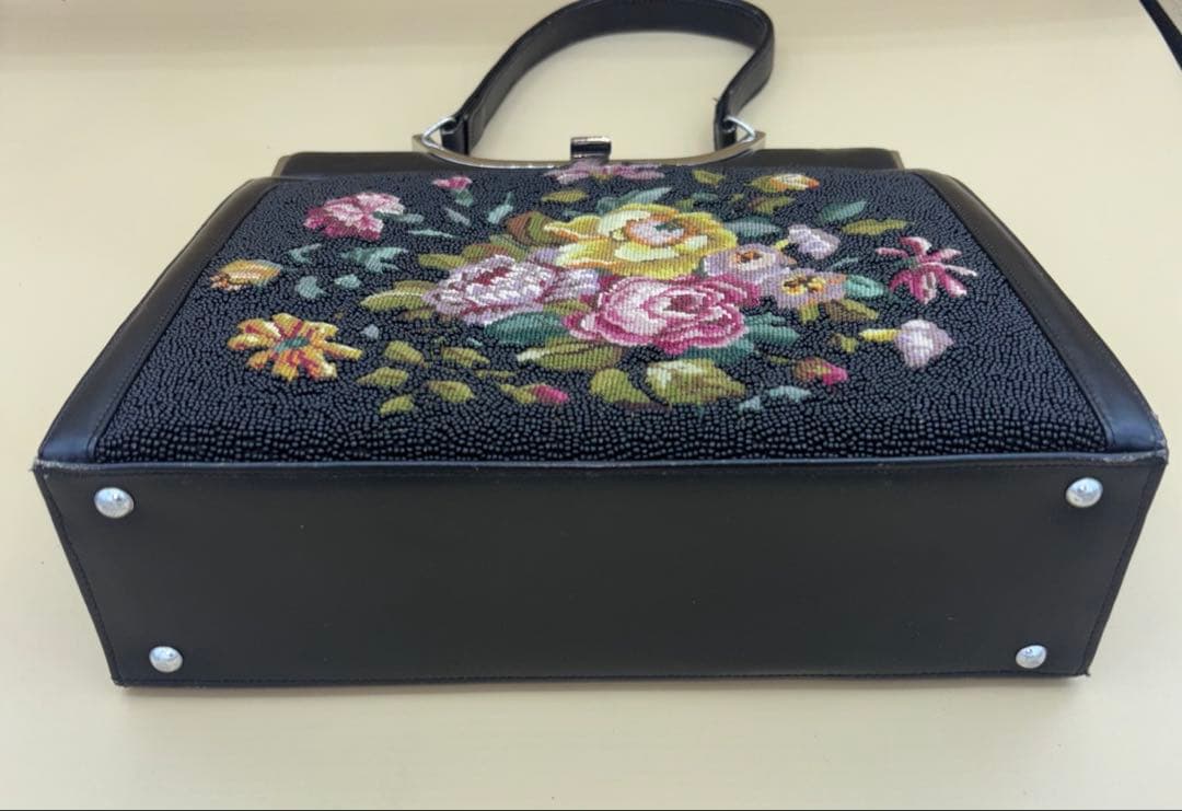 プチポアン風 ビーズ刺繍 花柄 ヴィンテージバッグ 英領香港 ハンドメイド