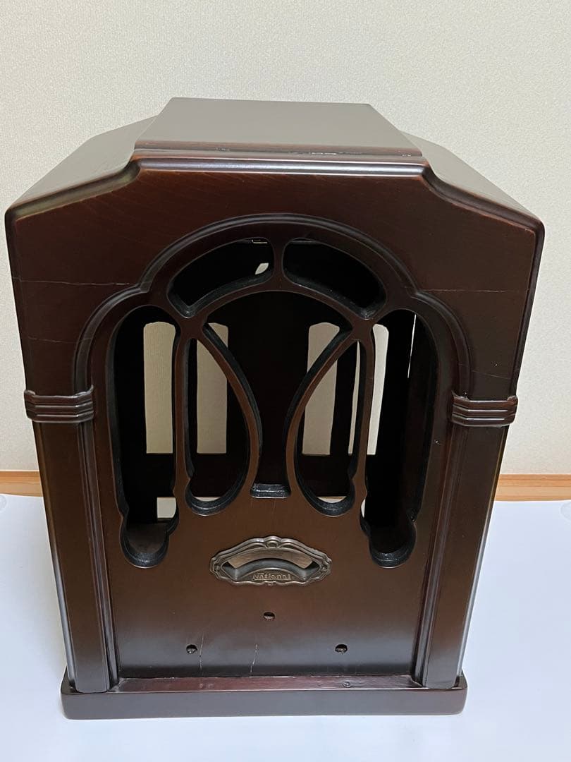 ナショナル受信機R-48号用キャビネット（シャーシは入っていません）