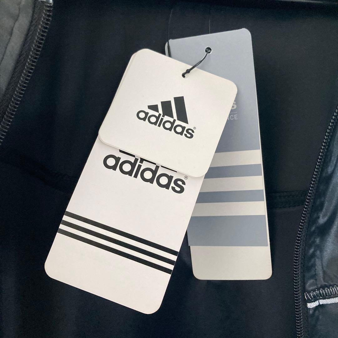 未使用品 adidas フード付きジャケット 黒　M