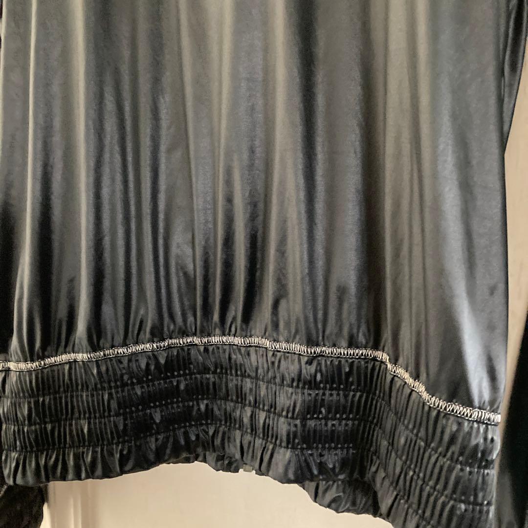 未使用品 adidas フード付きジャケット 黒　M