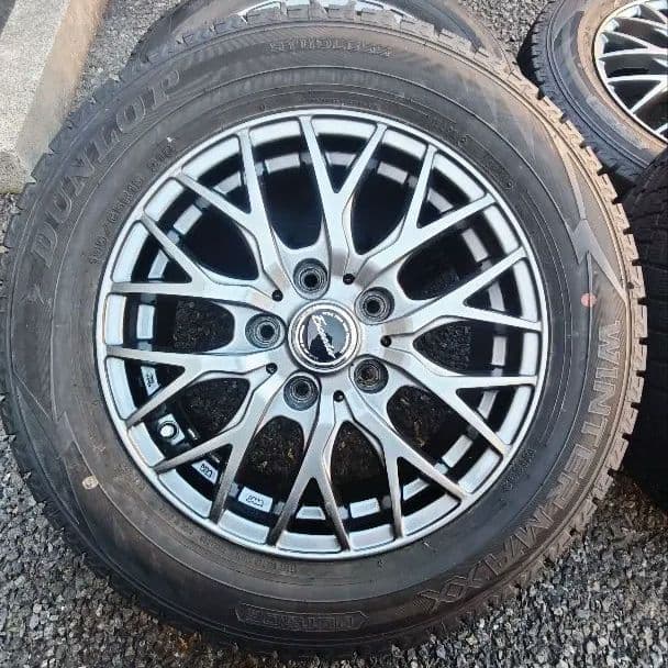 のゆゆ①195/65R15 WM02スタッドレスタイヤ2023年製造！美品