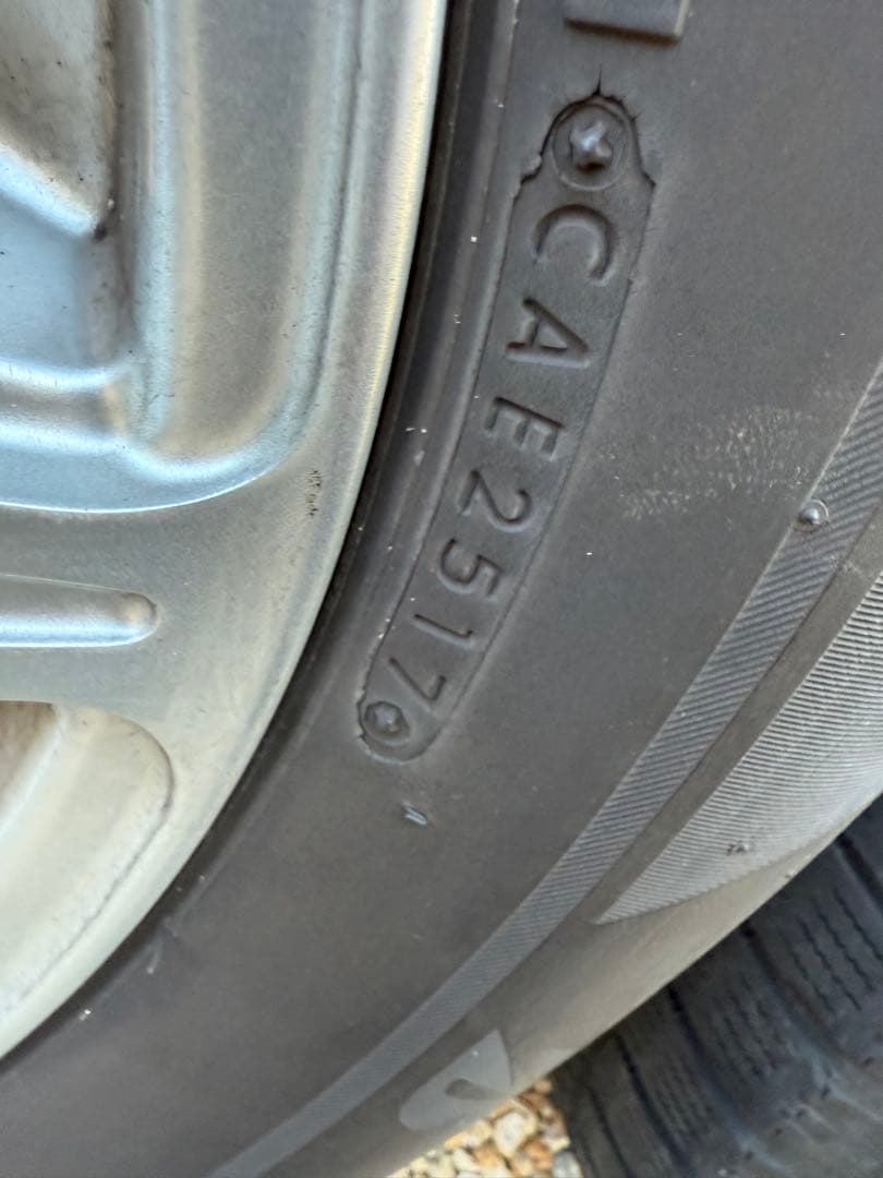 悟空　ブリヂストン 16インチ スタッドレス ホイール