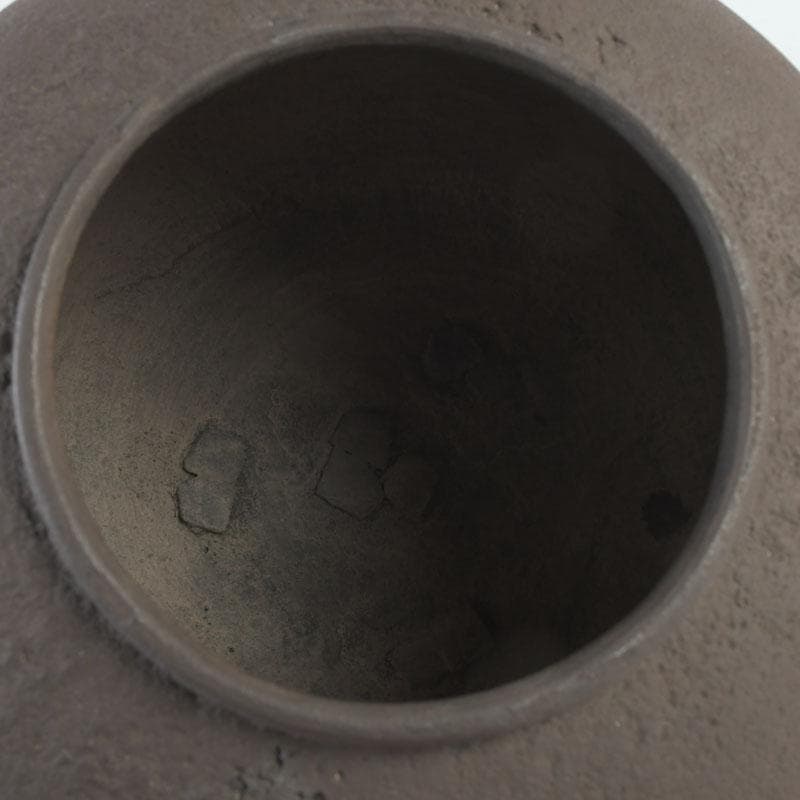 茶道具　釜師　畠春斎作　丸形釜　共布共箱　V　9899A