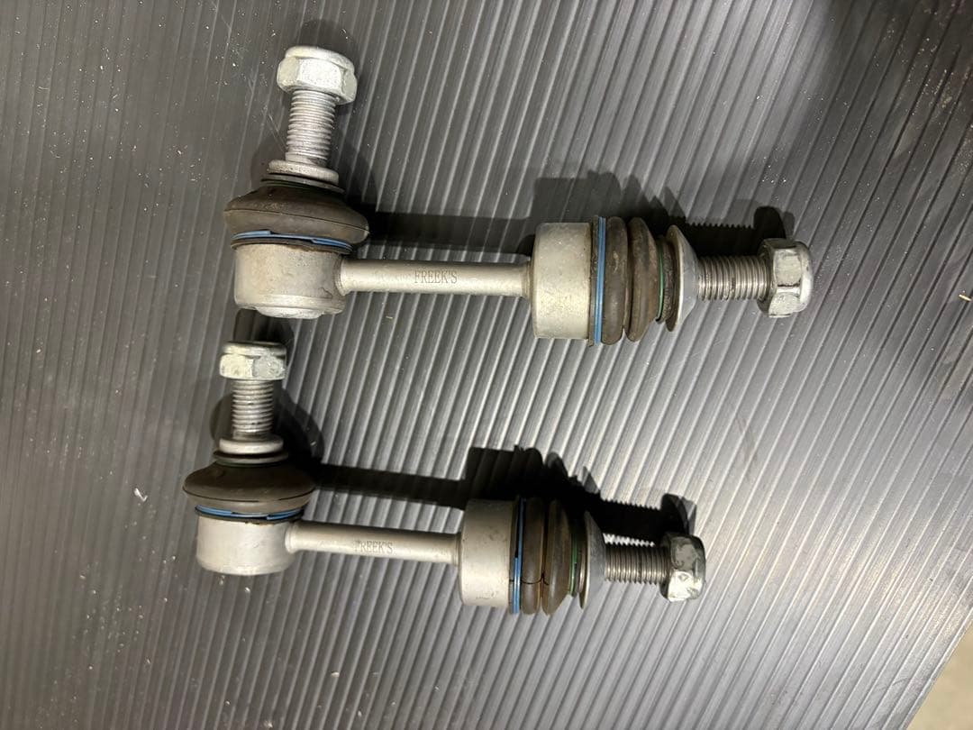 ハイエース　ショートスタビリンク　フリークス　EVO