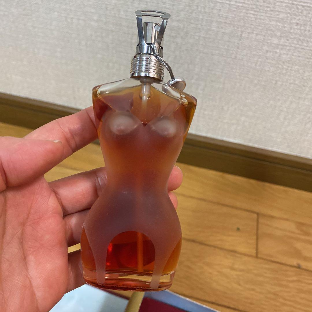 ゴルチェ　香水