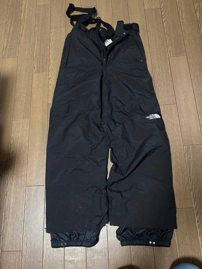The North Face 子ども用スキーウエアパンツ黒