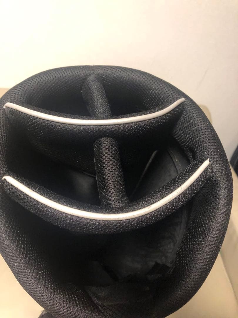 【送料込み】アディダス　adidas 軽量型キャディバッグ　メンズ