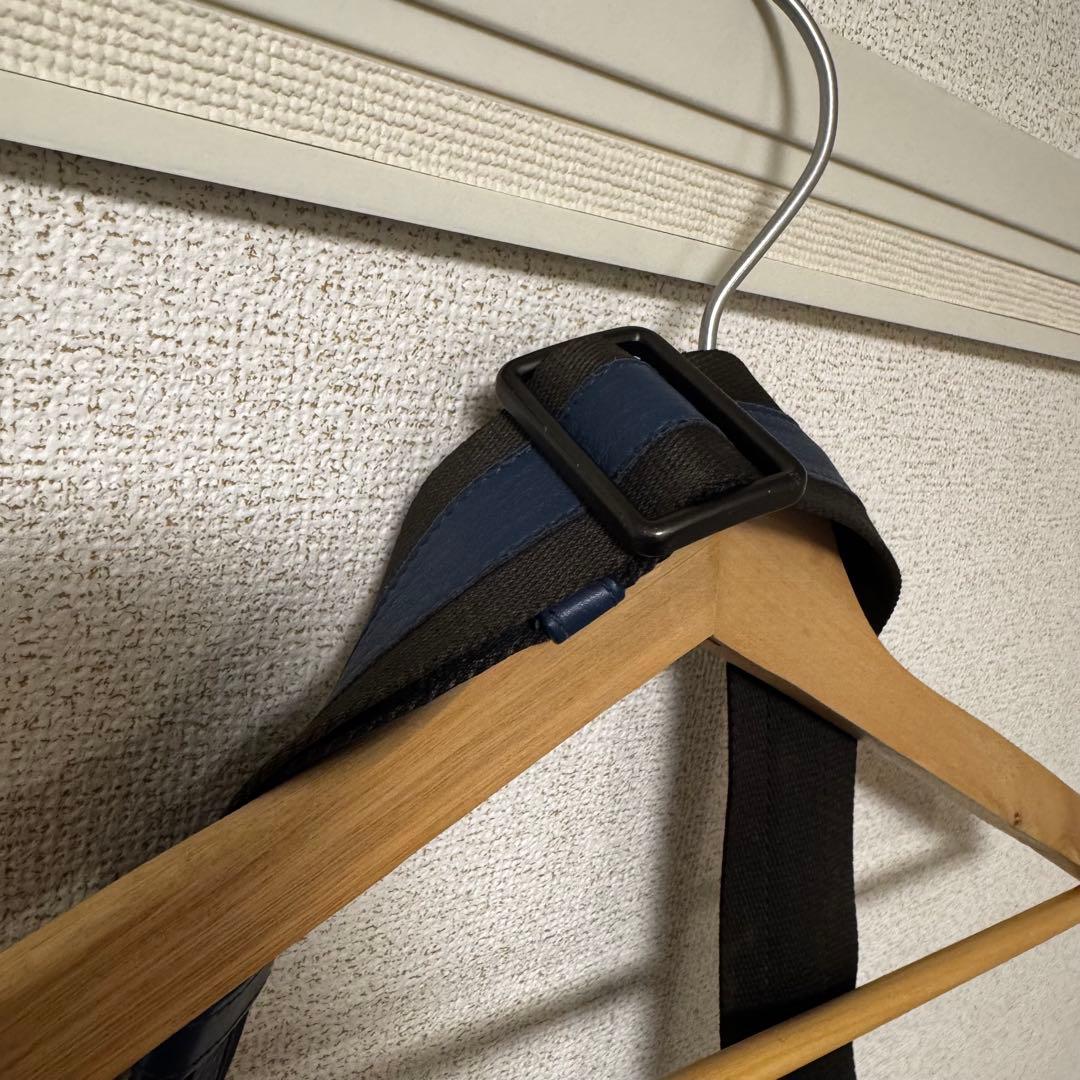 BOTTEGA VENETA イントレチャート　ショルダーバッグ