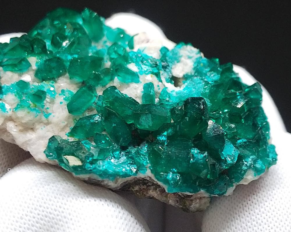 405 ダイオプテーズ ドロマイト 翠銅鉱 ツメブ鉱山産