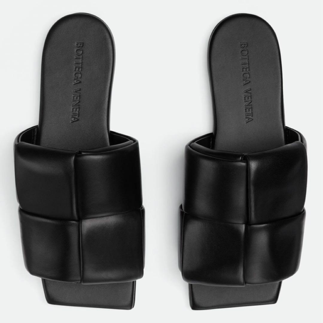 ボッテガ・ヴェネタ フラットサンダル