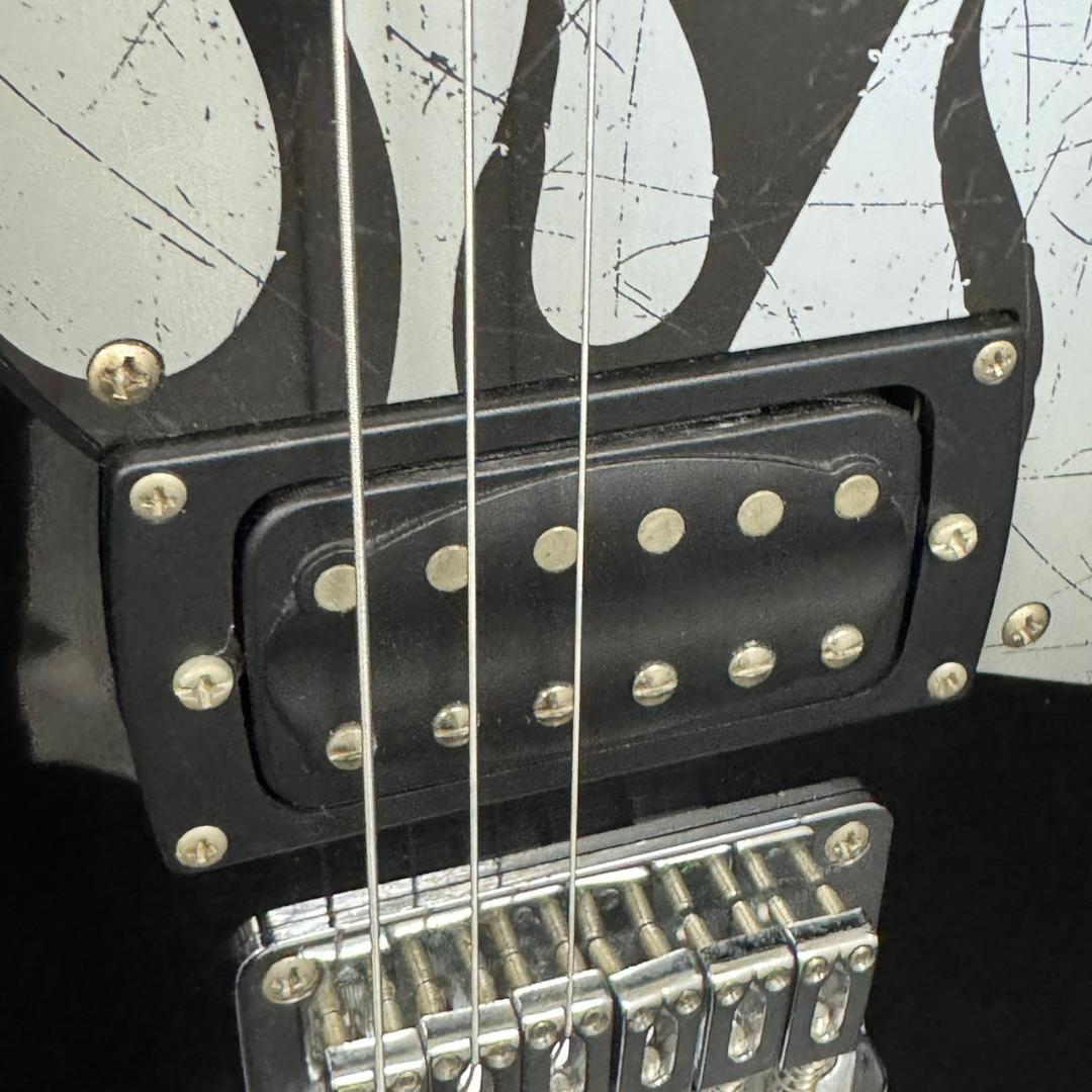 ☆FIRST ACT　エレキギター　ME1980　グレイフレイム　2011年製