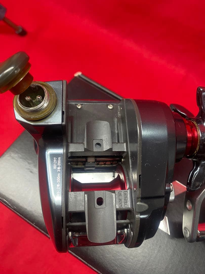 即値下げ！DAIWA SEABORG 200J-Ｌ電動リール