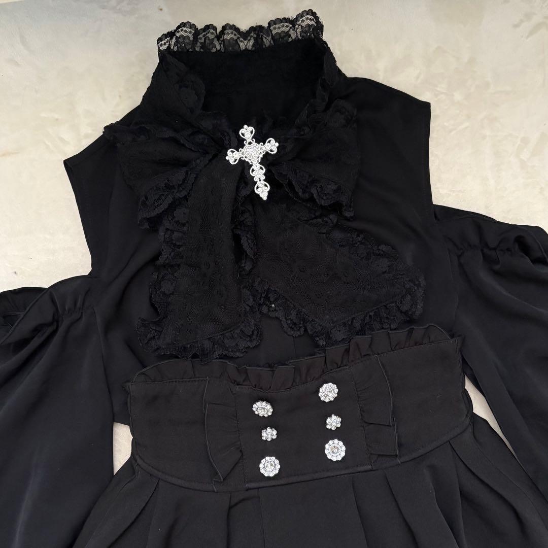 地雷 マーズ リボン オフショル ブラウス ノエミー スカパン セットアップ ❤︎