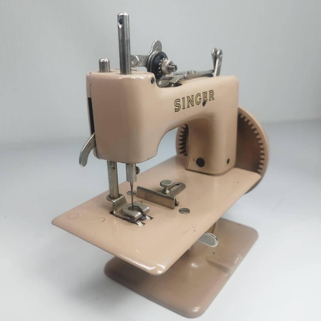 シンガー トイミシン アメリカ 輸入 ピンクベージュ ビンテージ 手芸 hT46