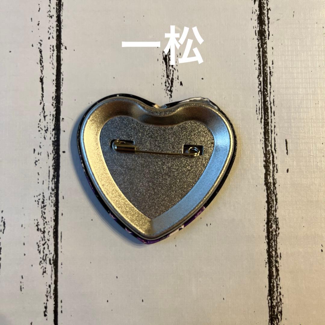 おそ松さん ハート缶バッジ　悪魔バンド　HMV トド松　一松　カラ松　チョロ松