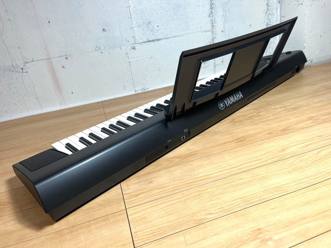 ヤマハ 電子キーボード 76鍵盤 piaggero NP-32 / 美品