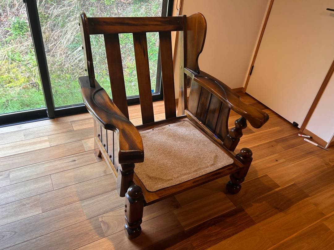 カリモク 木製 1人掛けソファ出品①