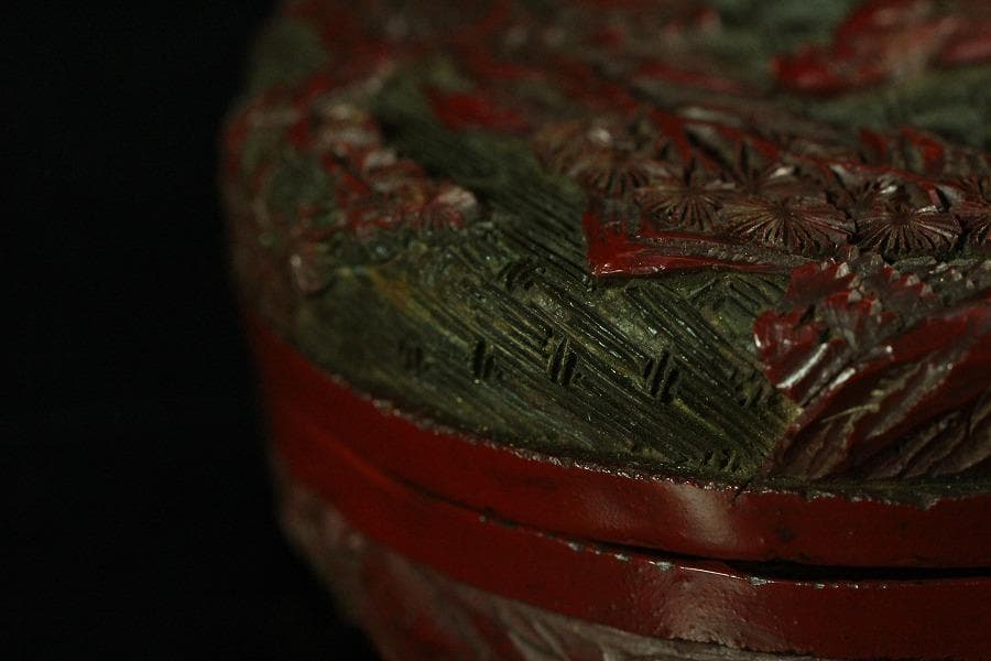 中国美術 堆朱 刻松下人物紋 香合(K-A833)