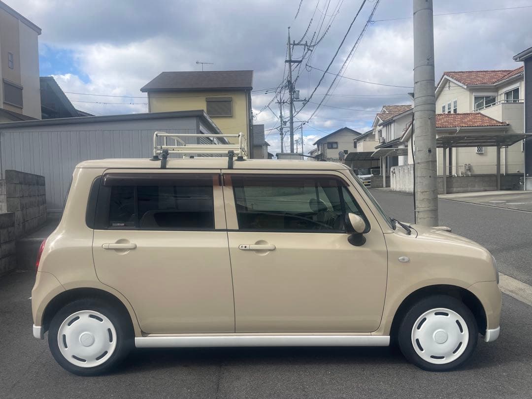 車検2年付コミコミ☆可愛いルーフキャリア付、ツートンスタイル☆アルトラパン