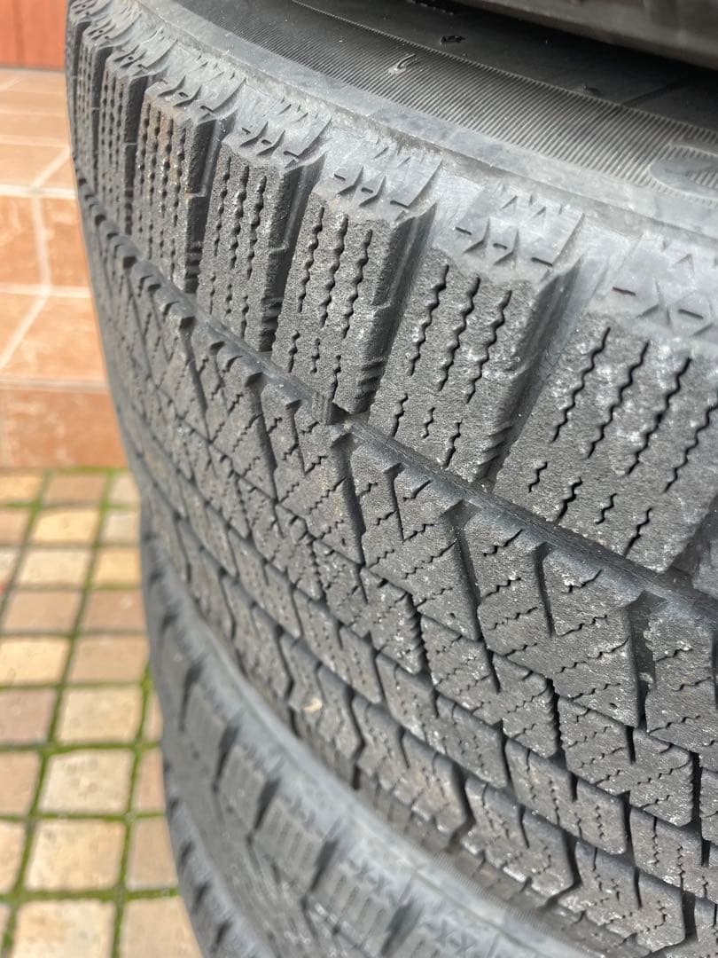 超美品　AMG純正18インチアルミスタッドレスタイヤ４本セット