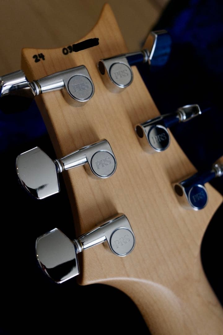 ご*う様 PRS CE24 Configuration Gold Top Lim