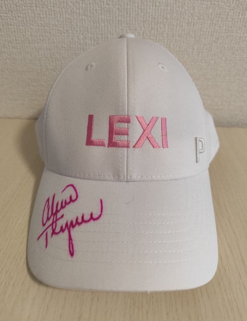 ★LPGA レキシー・トンプソン直筆サイン入りLEXIキャップ（未着用）