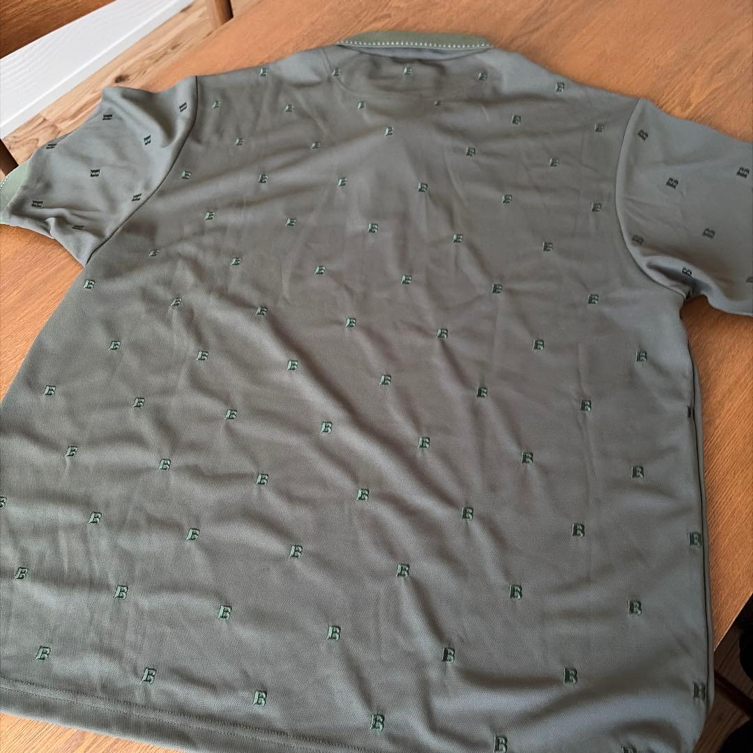 ブリーフィングゴルフポロシャツ　カーキ未使用