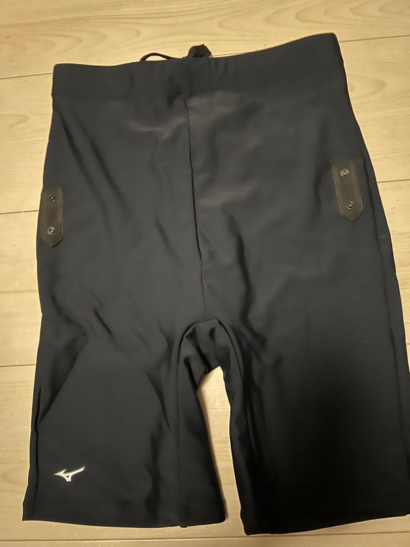 新品未使用 ミズノ アクアフィットネス用水着 セパレートMサイズ