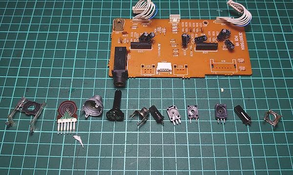 【オーバーホール品】TEAC カセットデッキ「V-1050」動作OK★