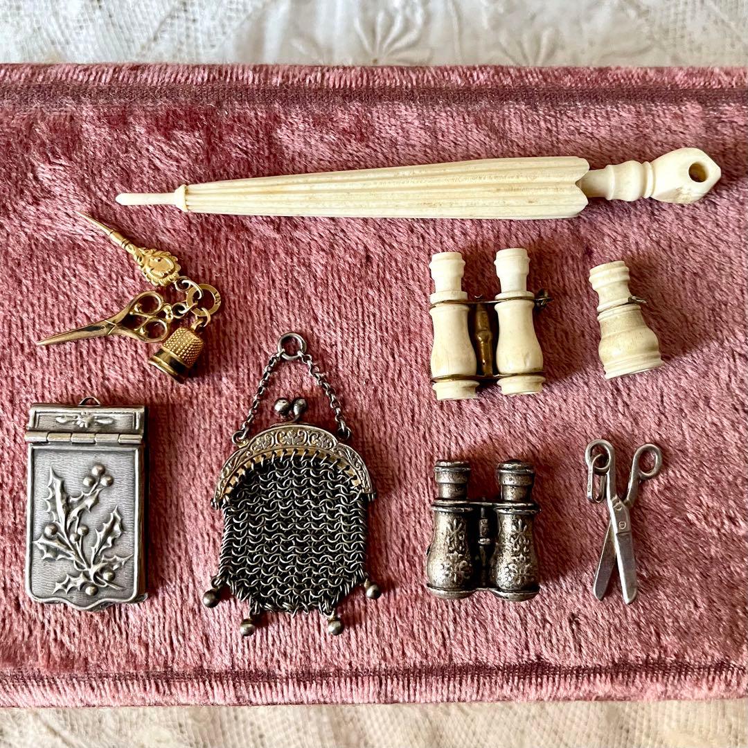 【レア】ドール用ミニがま口バッグ　チェーン付き　ミニチュア　フランスアンティーク