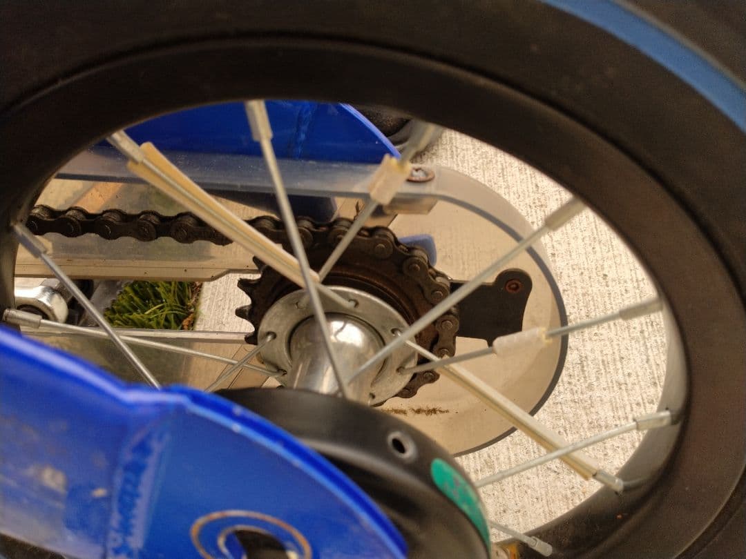 【送料無料】vitamin i factory へんしんバイク12インチ　青