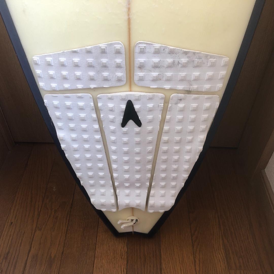 303サーフボード　6'6\"（198cm）with FCS K2.1 PC