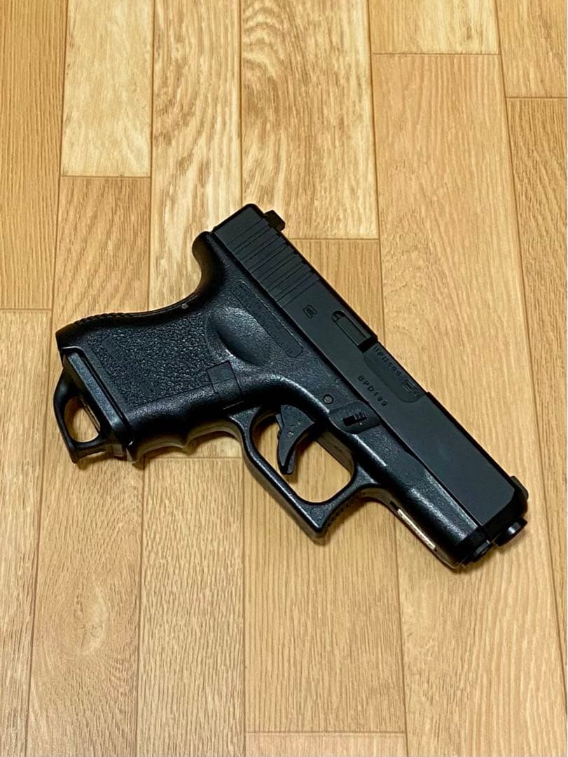 希少 東京マルイ グロック26Glock★MAGPULタイプ マガジンバンパー付