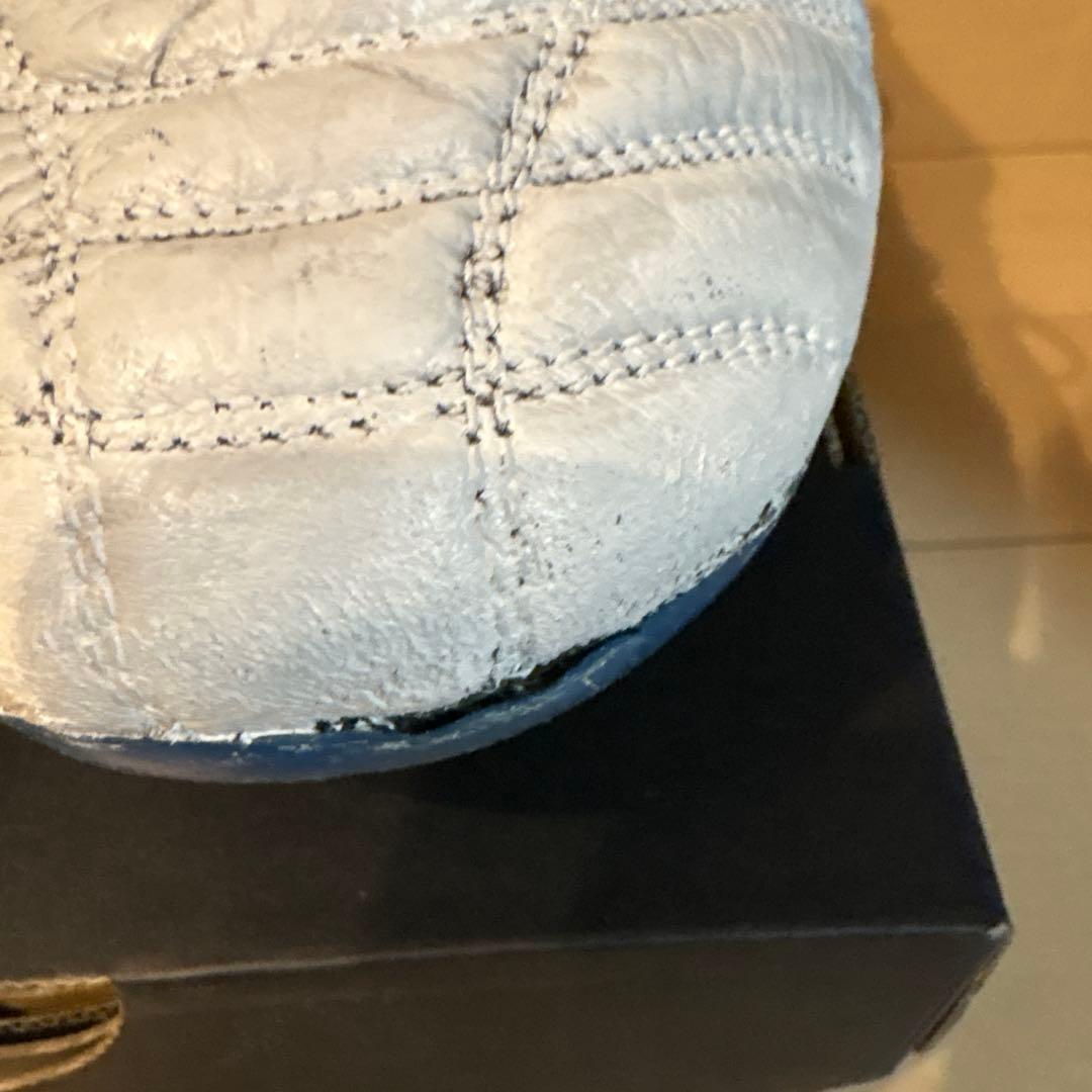 Mizunoモレリアネオ4 限定カラー