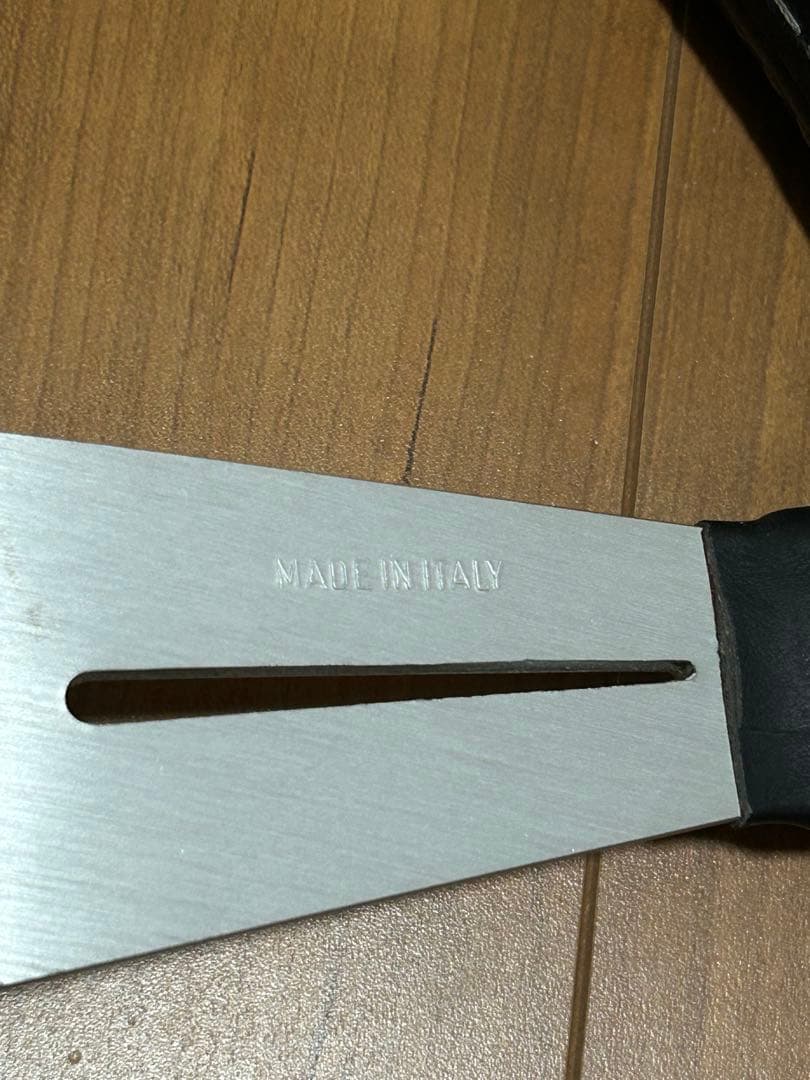 ナルディ　クラシック　ステアリングハンドル　当時物　刻印あり　黒　レザー 38