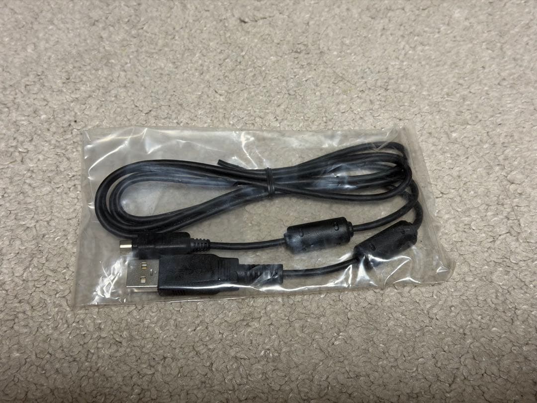 OLYMPUS OM-D E-M10 レンズ2本セット 動作良好